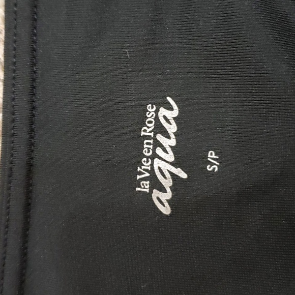 La Vie en Rose Athletic Shorts - Picture 3 of 8